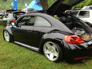 VW beetle on air bags at Southern Worthersee